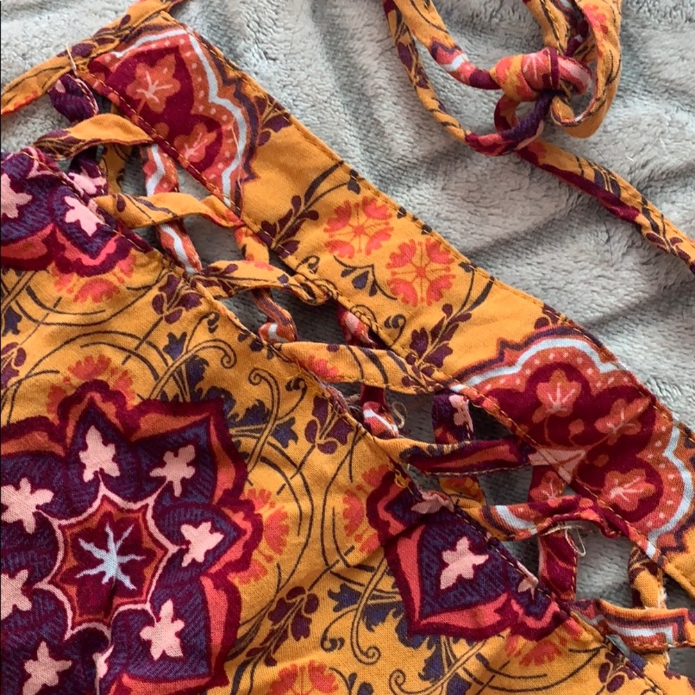 Adorable, Flowy, Patterned Romper! - image 2